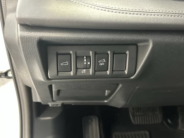Used 2025 Subaru Outback Limited AWD/4WD image 22