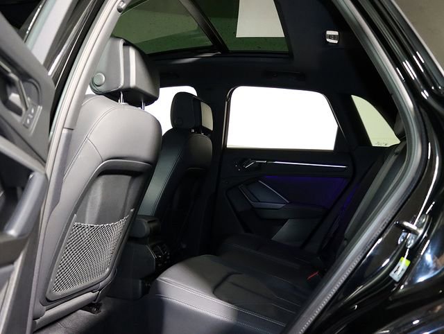 Used 2023 Audi Q3 2.0T Premium Plus image 14