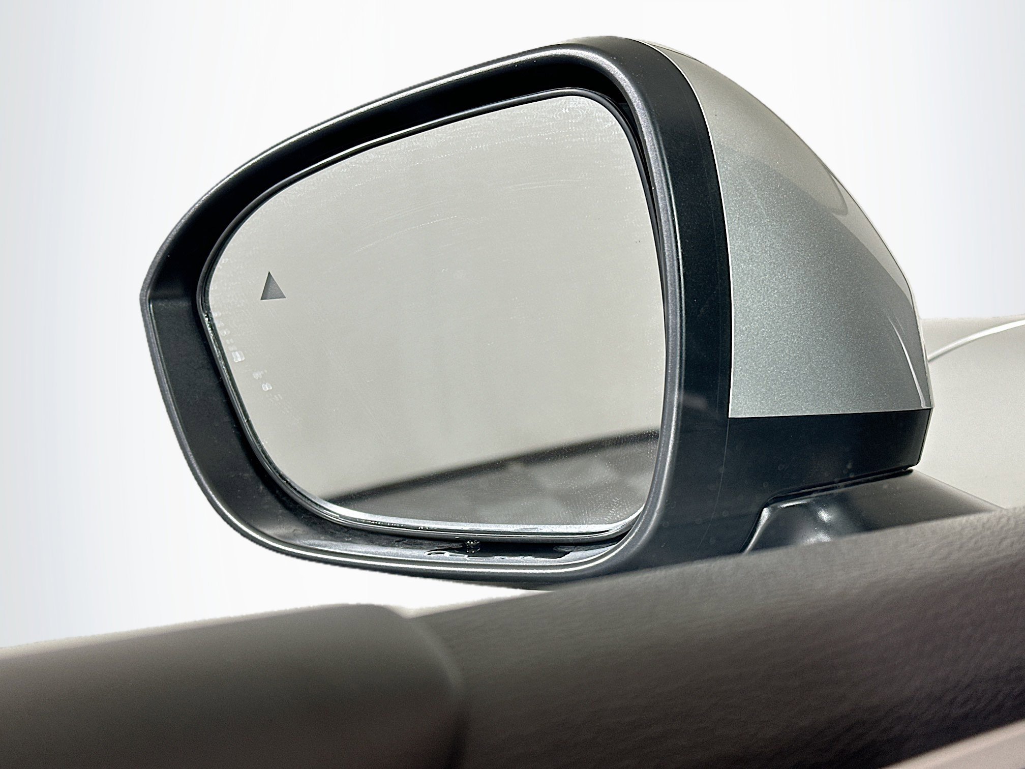 Used 2024 Mitsubishi Outlander SE image 16