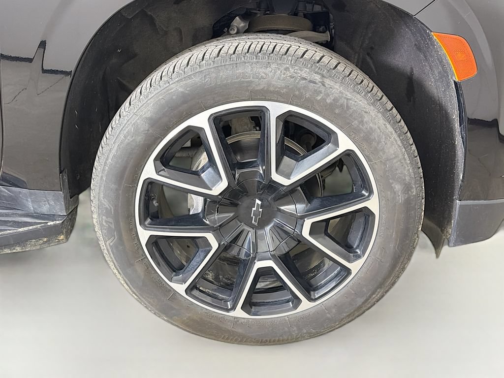 Used 2024 Chevrolet Tahoe RST w/ Luxury Package AWD/4WD image 30