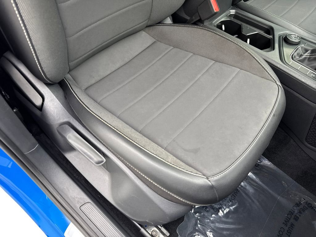 Used 2022 Volkswagen Taos SE w/ Panoramic Sunroof Package AWD/4WD image 46