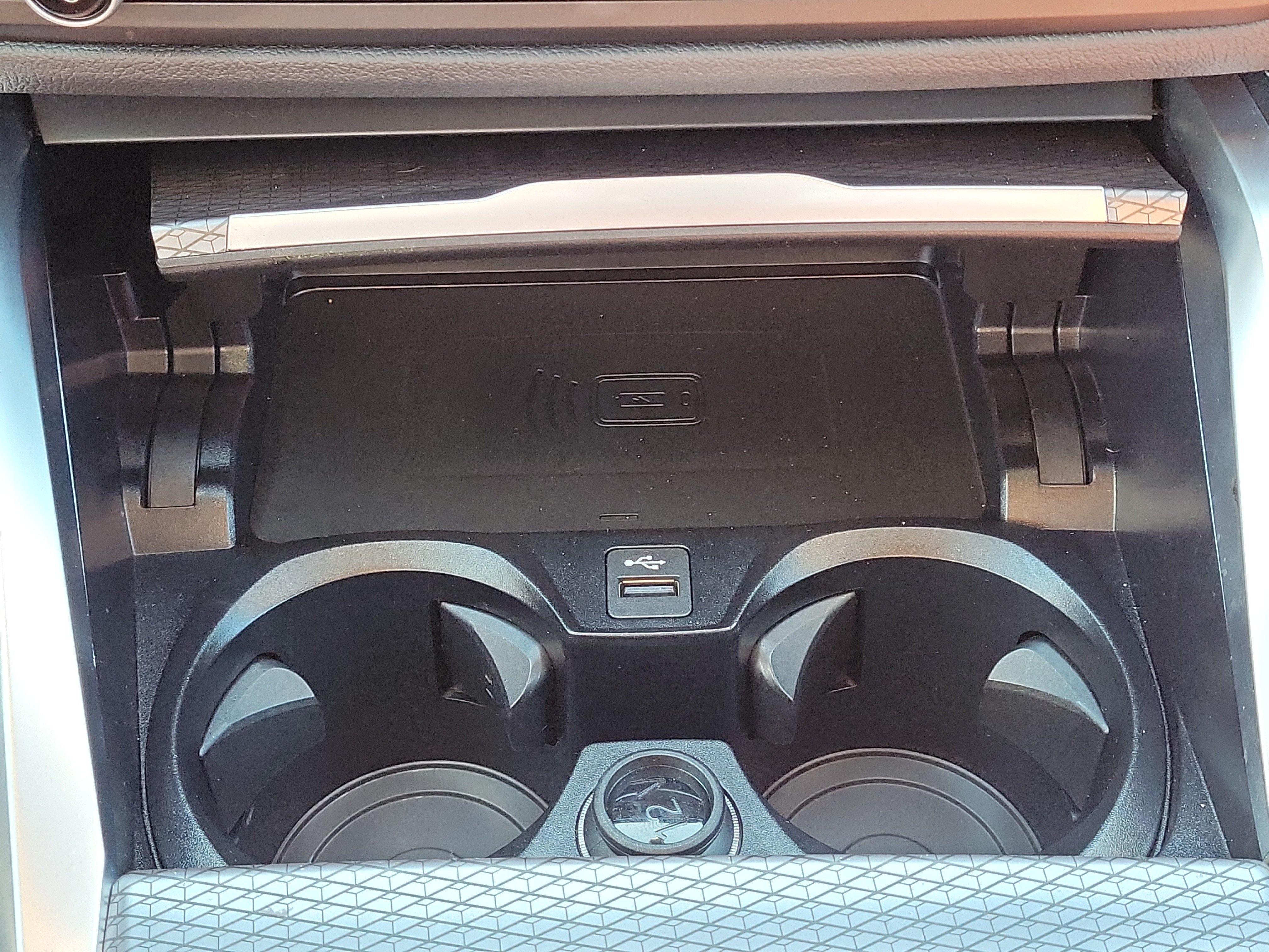 Used 2026 BMW M440i Convertible RWD image 24