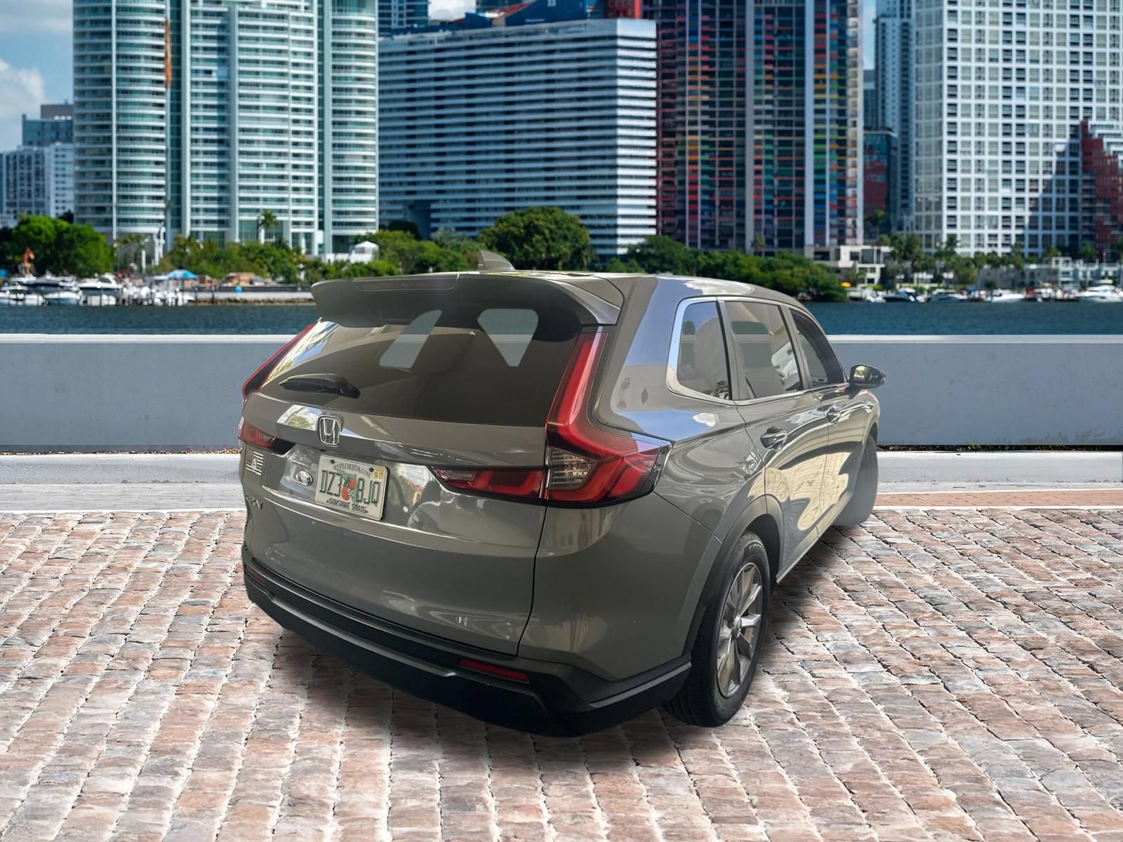 Used 2023 Honda CR-V EX image 6