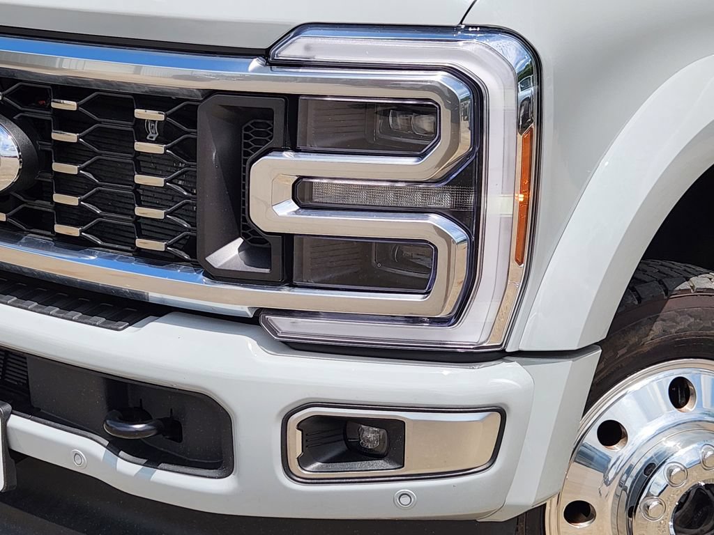 Used 2026 Ford F450 Platinum w/ Platinum Plus Package AWD/4WD image 9