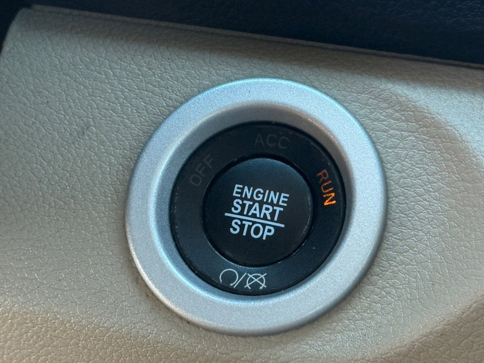 Used 2018 RAM 2500 Limited image 28