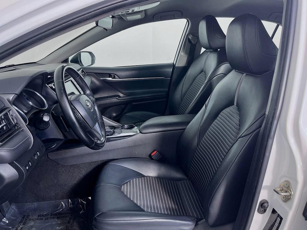 Used 2020 Toyota Camry SE FWD image 28