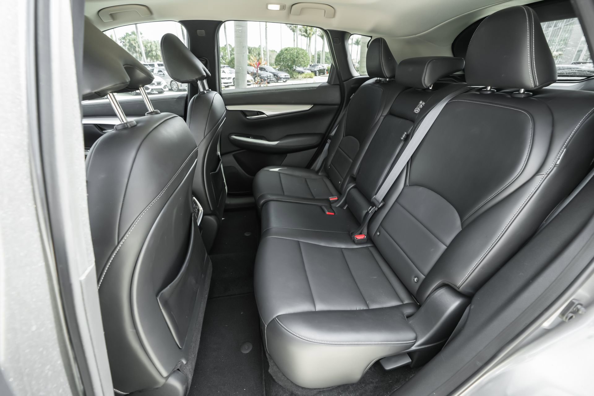 Used 2021 INFINITI QX50 Luxe image 18