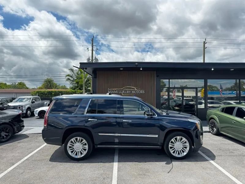 Used 2017 Cadillac Escalade Platinum