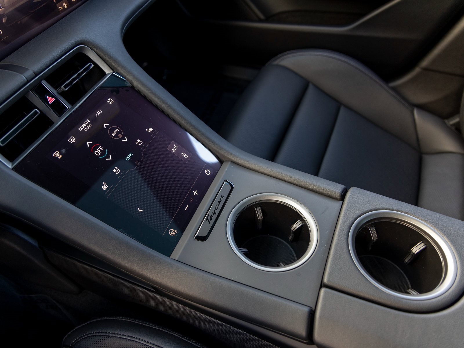 New 2026 Porsche Taycan image 35