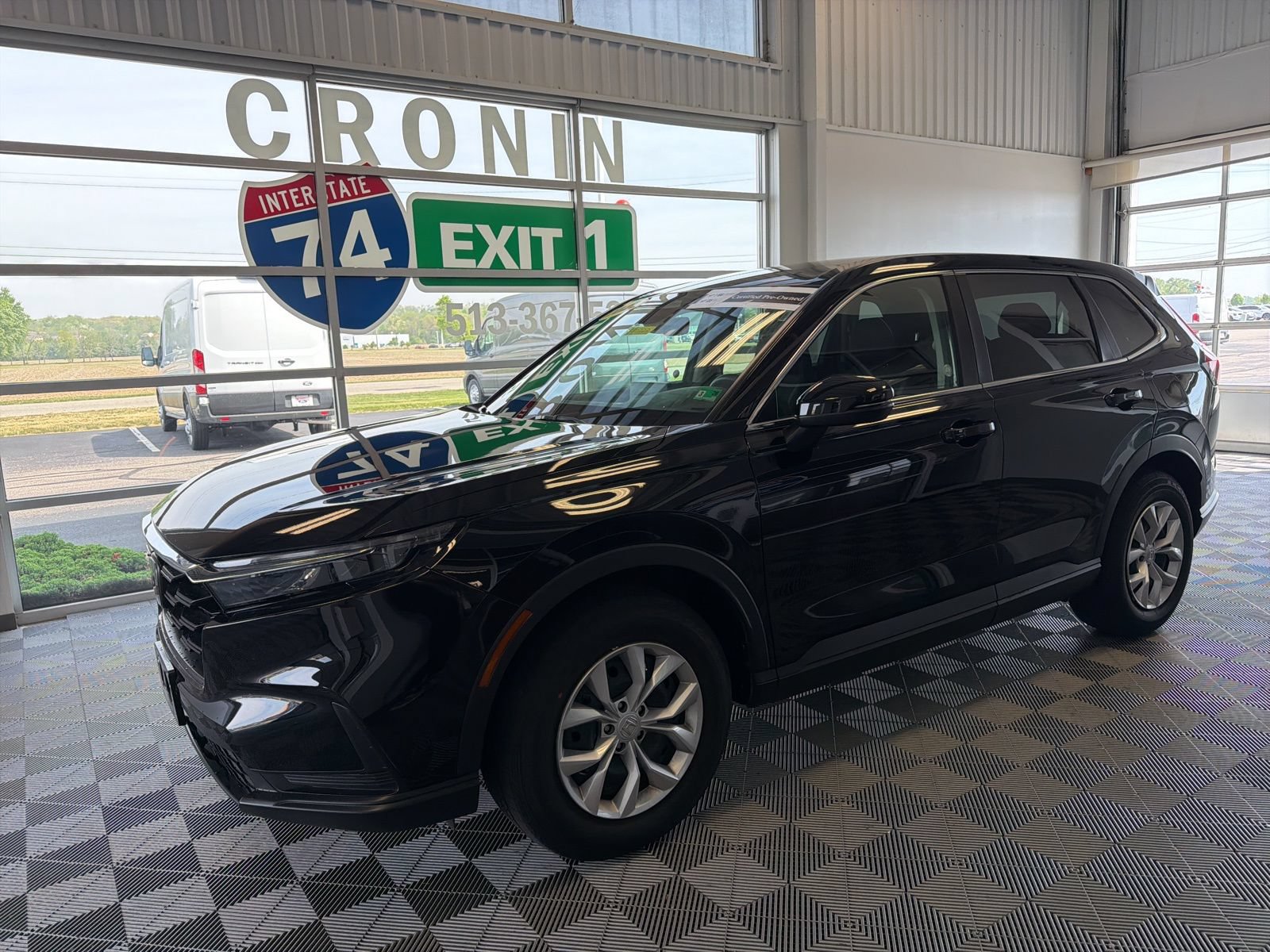 Used 2025 Honda CR-V LX image 3