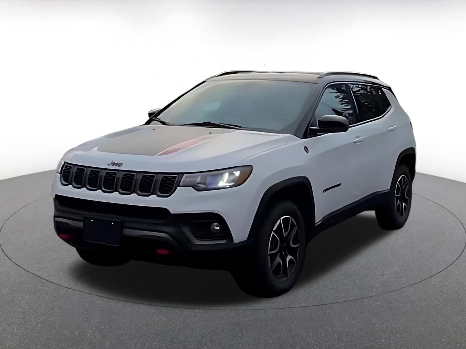 Used 2025 Jeep Compass Trailhawk w/ Trailer Tow Group image 4