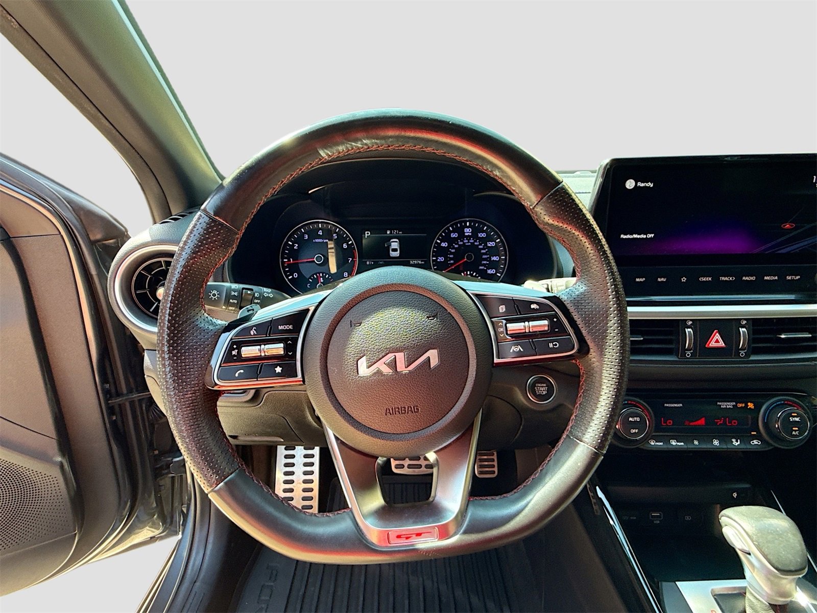 Used 2022 Kia Forte GT image 11