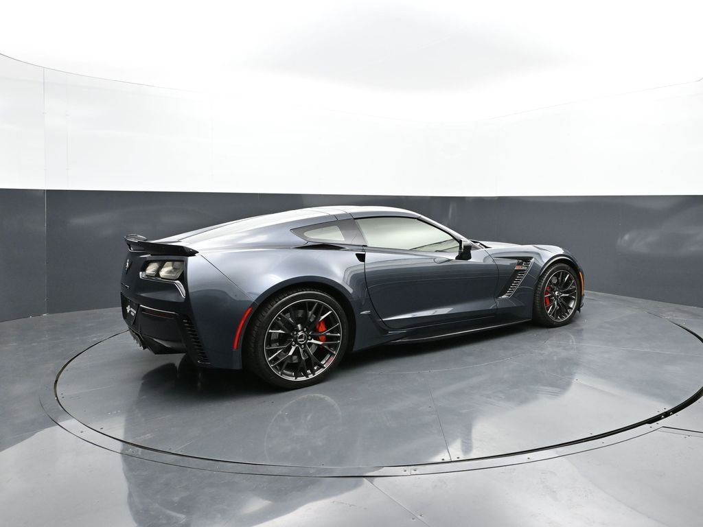 Used 2019 Chevrolet Corvette Z06 RWD image 5