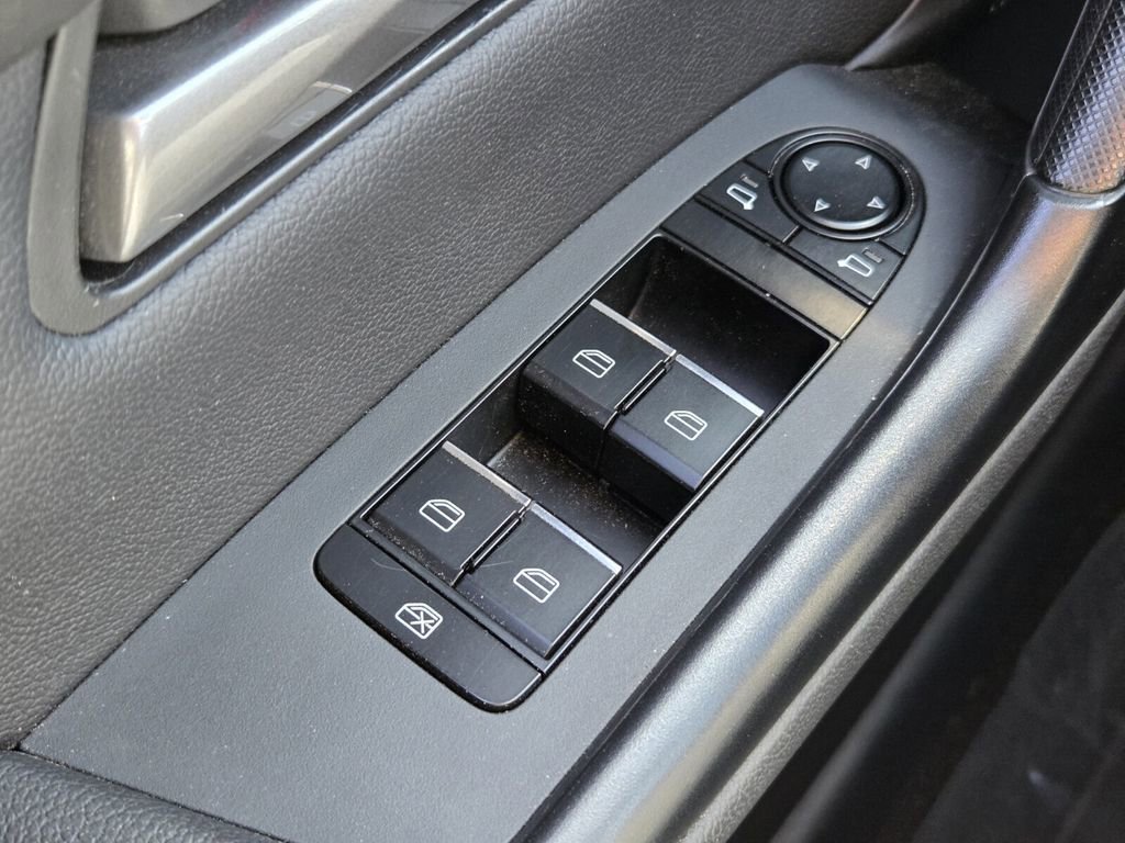 Used 2025 MAZDA CX-50 AWD 2.5 S w/ Preferred Package image 22