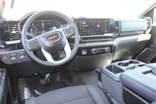 Used 2024 GMC Sierra 1500 Elevation RWD image 17