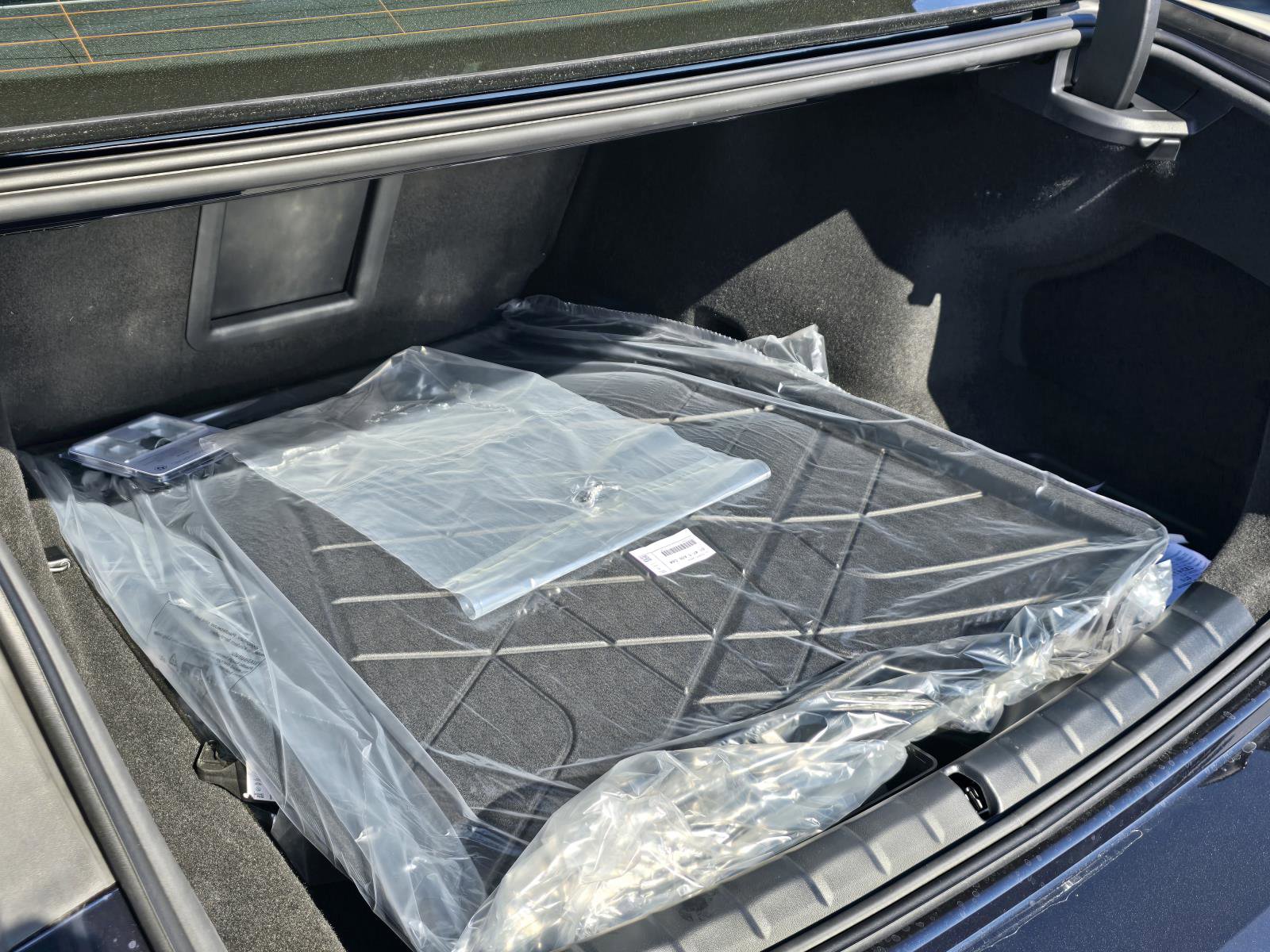 New 2026 BMW 740i w/ Premium Package image 7