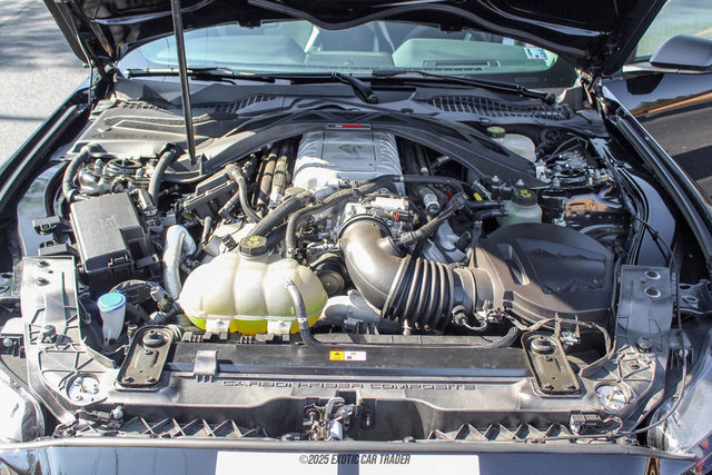 Used 2022 Ford Mustang Shelby GT500 w/ Carbon Fiber Track Pack image 16