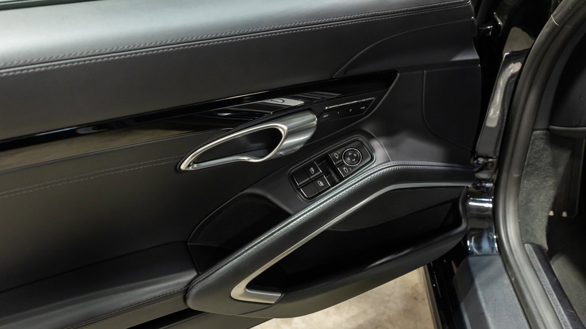 Used 2019 Porsche 911 Carrera RWD image 34