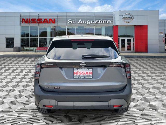 Certified 2025 Nissan Kicks SV FWD image 3