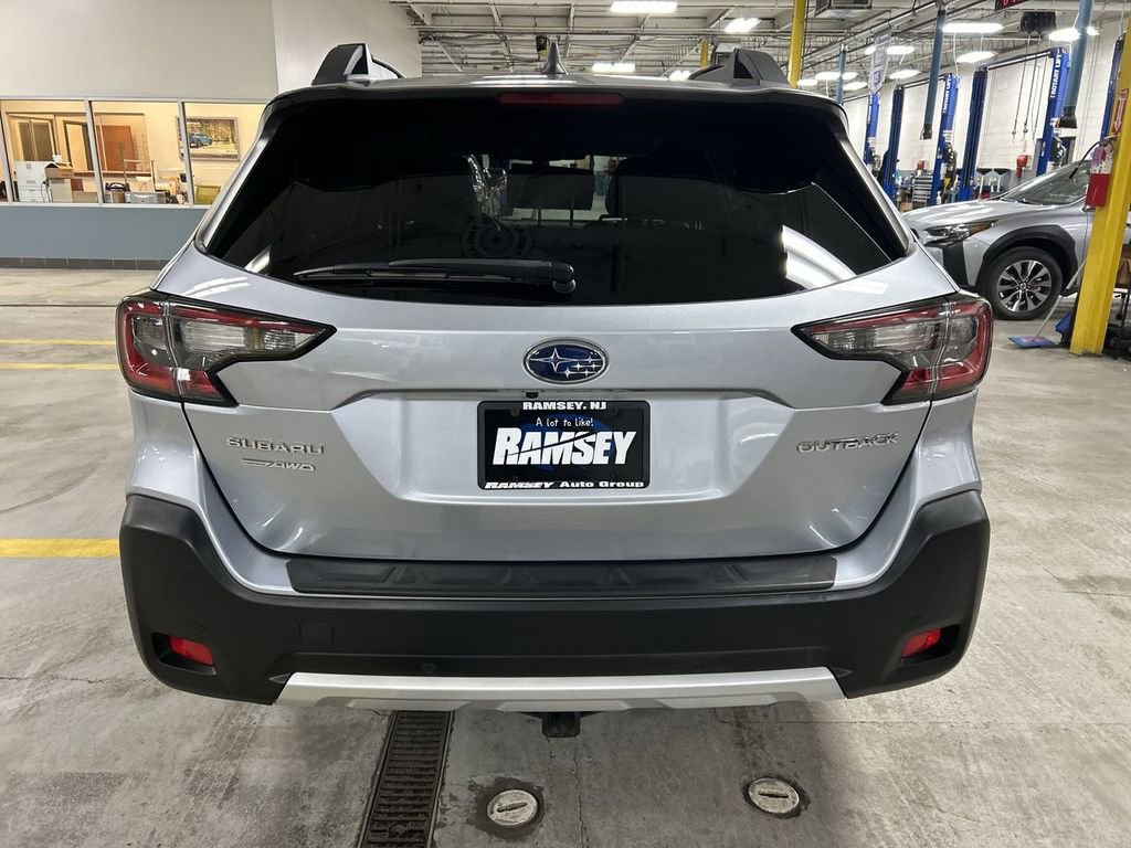 Certified 2023 Subaru Outback Limited image 7