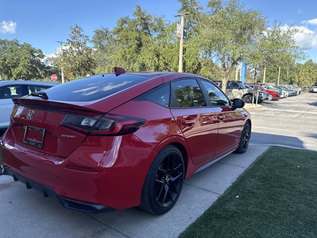 Used 2023 Honda Civic Sport image 3