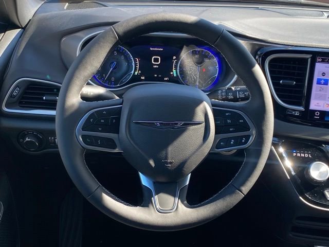 New 2026 Chrysler Voyager LX image 37