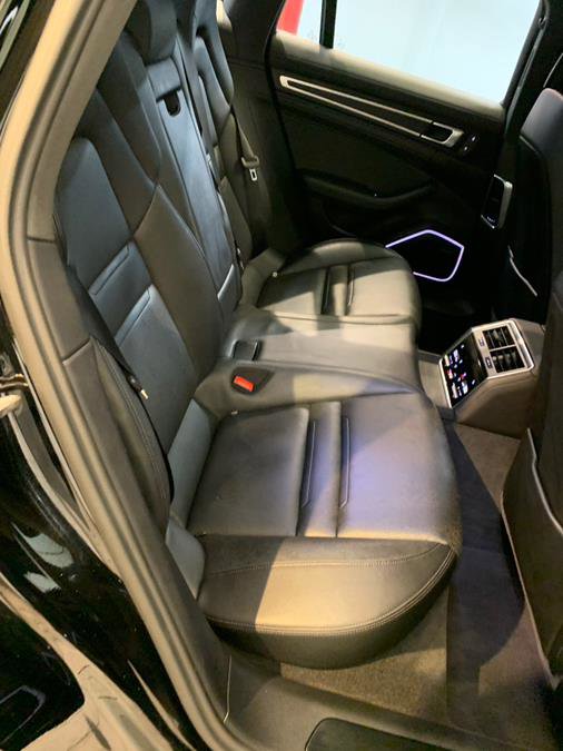 Used 2023 Porsche Panamera 4 Platinum Edition w/ Assistance Package image 49