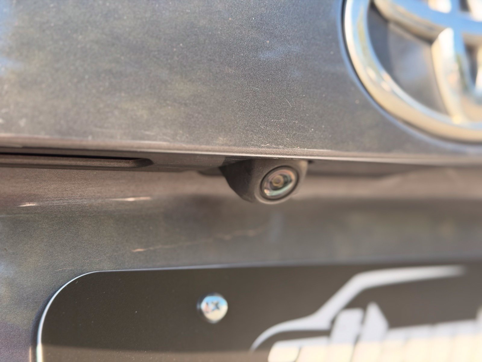 Used 2019 Toyota RAV4 XLE Premium FWD image 11