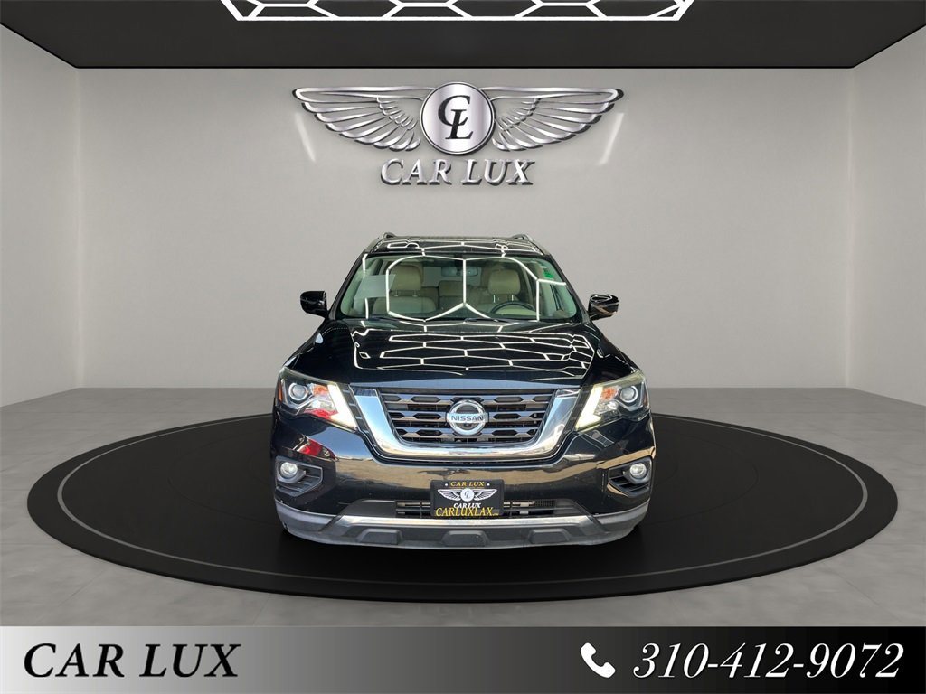 Used 2018 Nissan Pathfinder SL image 1