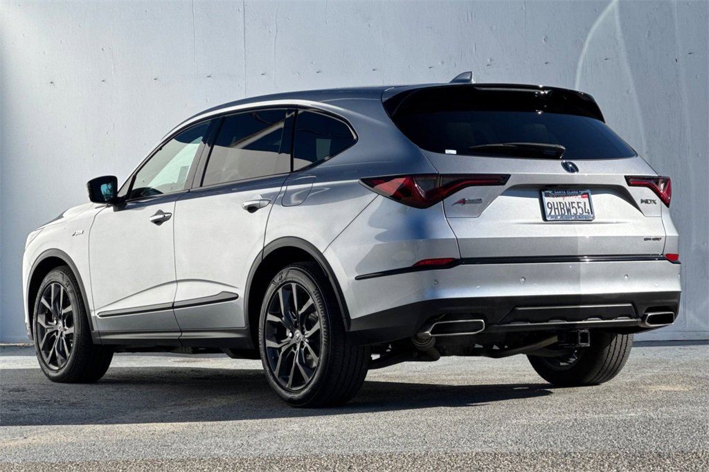 Used 2023 Acura MDX A-Spec image 6