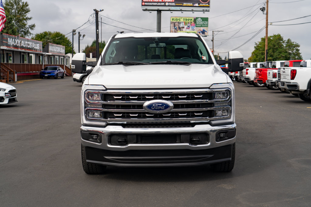 Used 2023 Ford F250 Lariat w/ FX4 Off-Road Package AWD/4WD image 3