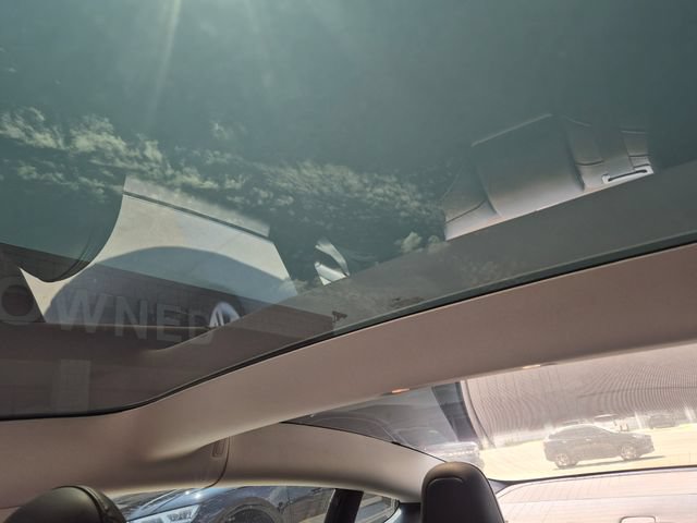 Used 2019 Tesla Model 3 Mid Range RWD image 14