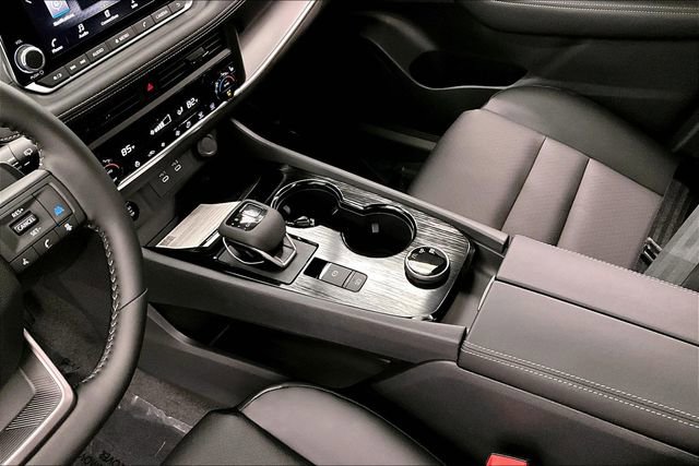 New 2026 Nissan Rogue Dark Armor image 9