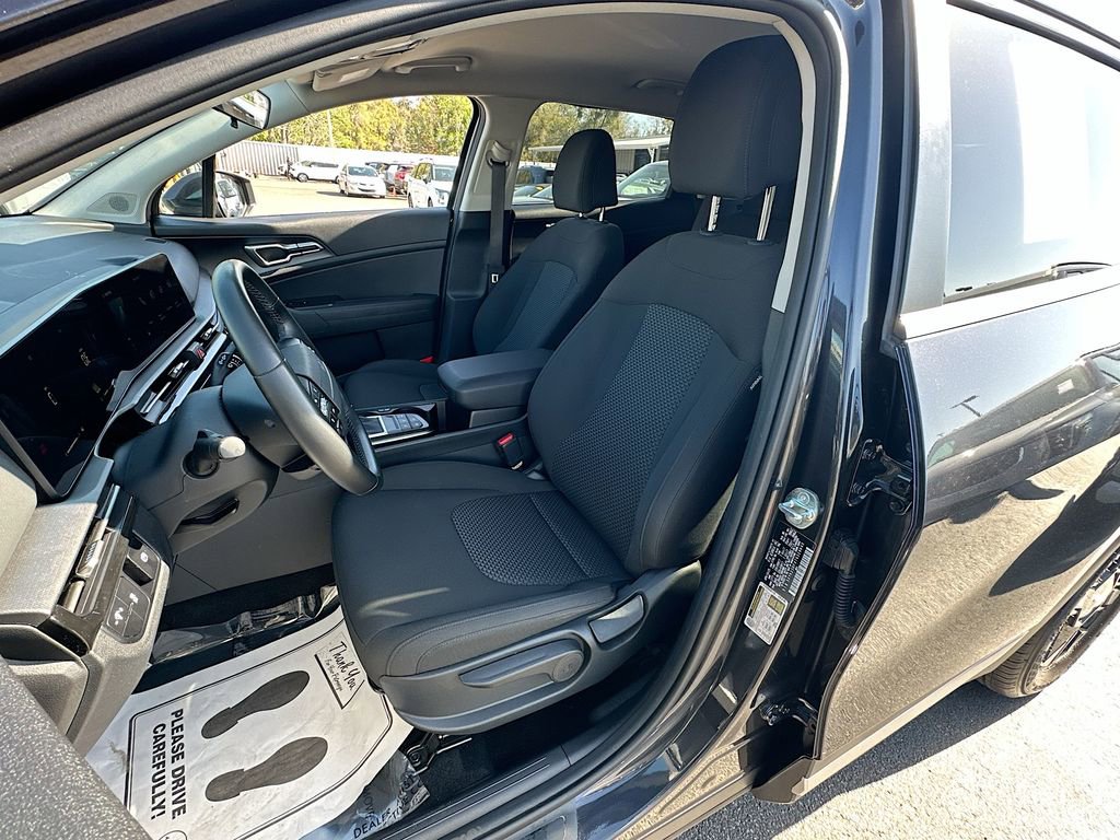 Certified 2026 Kia Sportage LX image 19