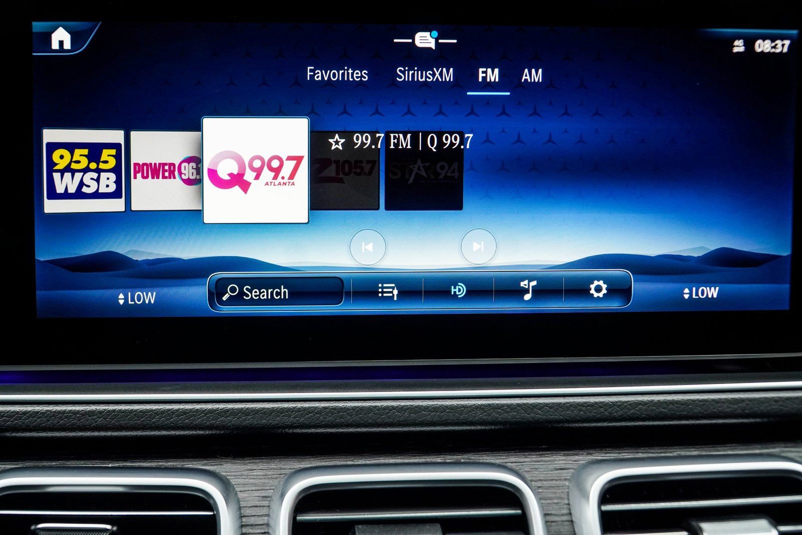 Used 2025 Mercedes-Benz GLE 450 4MATIC Coupe w/ Driver Assistance Package image 25