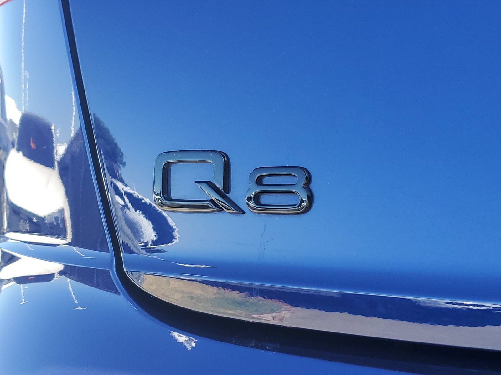 Used 2022 Audi Q8 Premium Plus AWD/4WD image 6