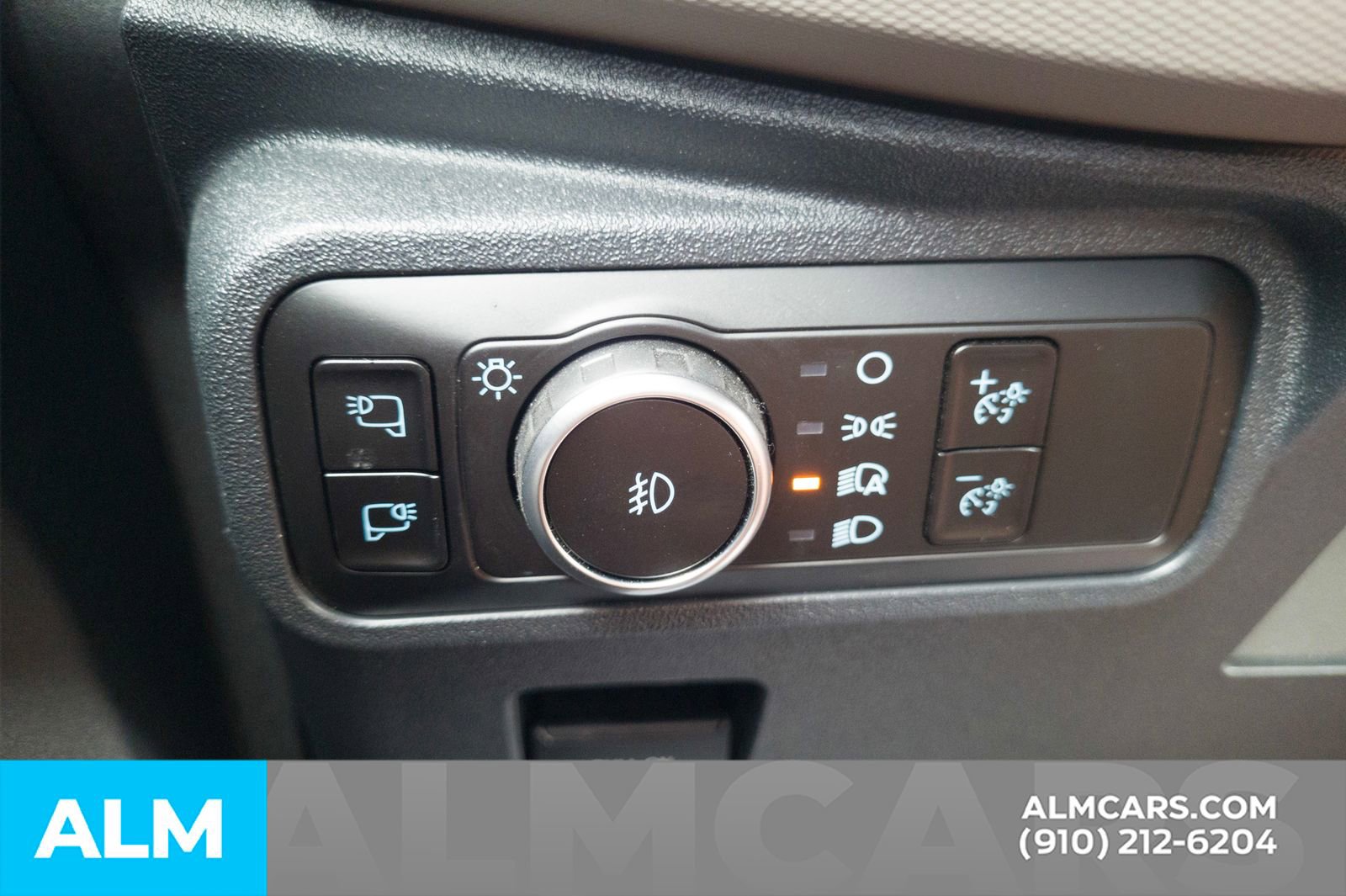 Used 2023 Ford Bronco Wildtrak image 32