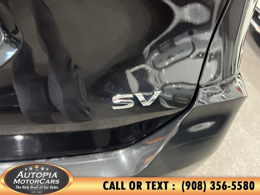 Used 2017 Nissan Rogue SV image 34