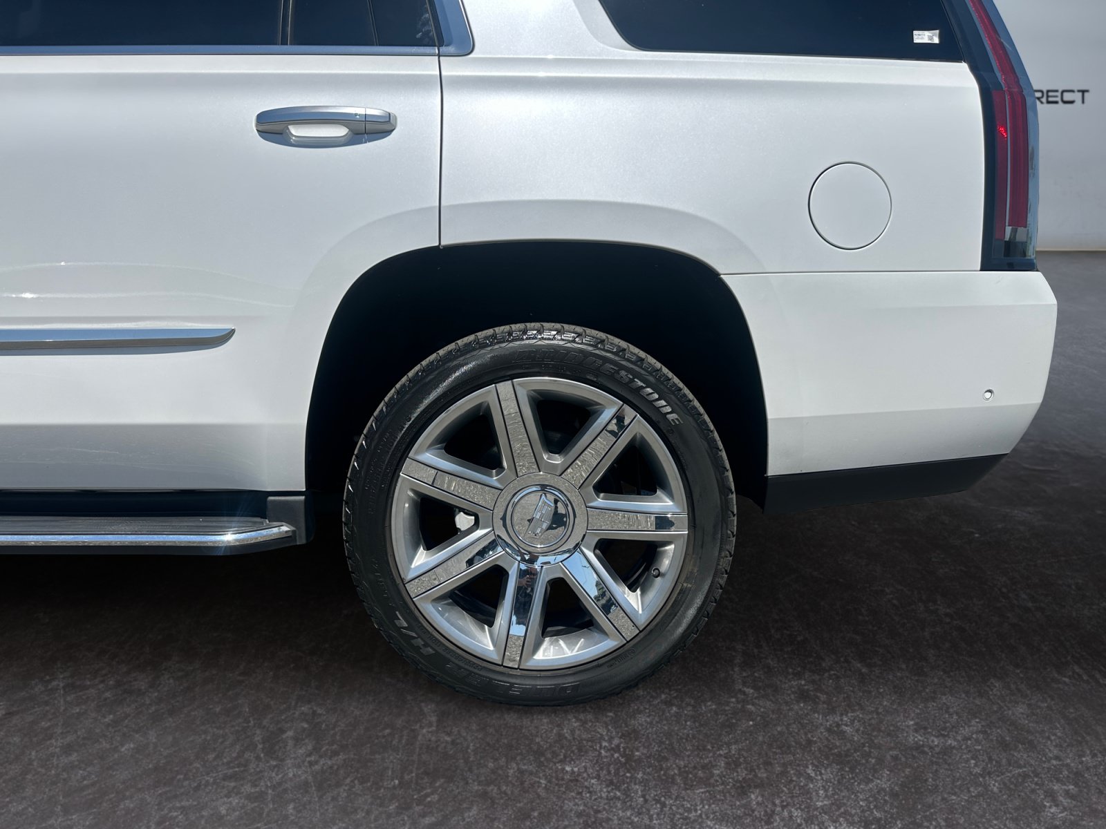Used 2020 Cadillac Escalade Luxury AWD/4WD image 14