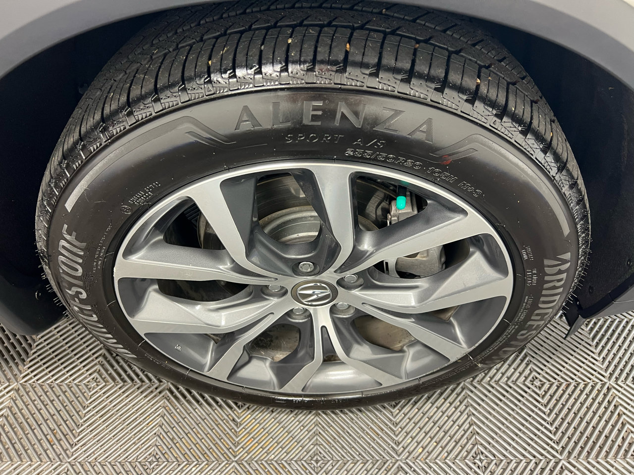 Used 2023 Acura MDX SH-AWD w/ Technology Package image 35