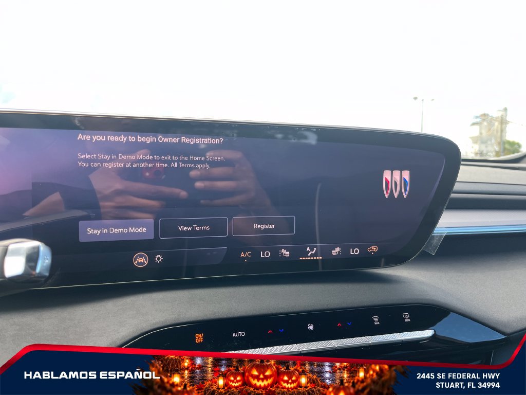 New 2027 Buick Enclave Sport Touring w/ Super Cruise Package FWD image 31