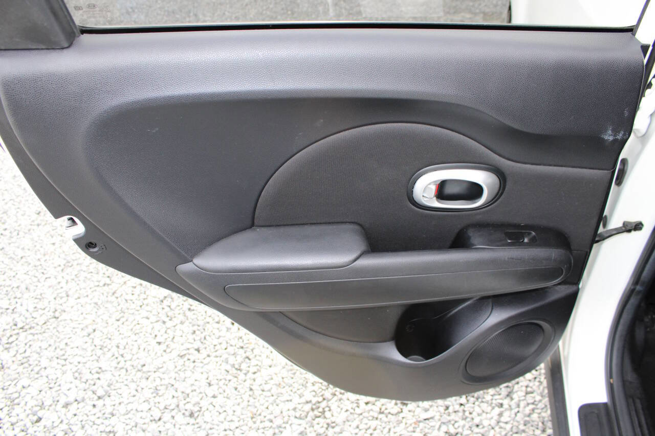 Used 2016 Kia Soul image 21