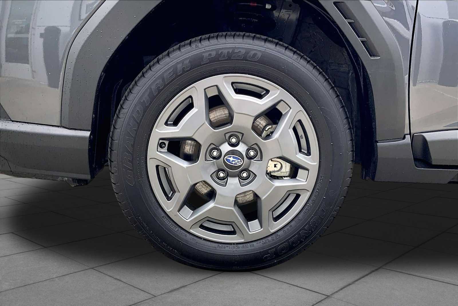 Certified 2026 Subaru Outback Premium AWD/4WD image 10