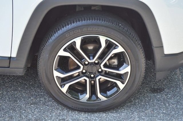 Used 2022 Jeep Compass Limited AWD/4WD image 10