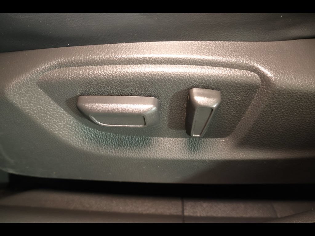 Used 2022 Mitsubishi Eclipse Cross SE FWD image 13