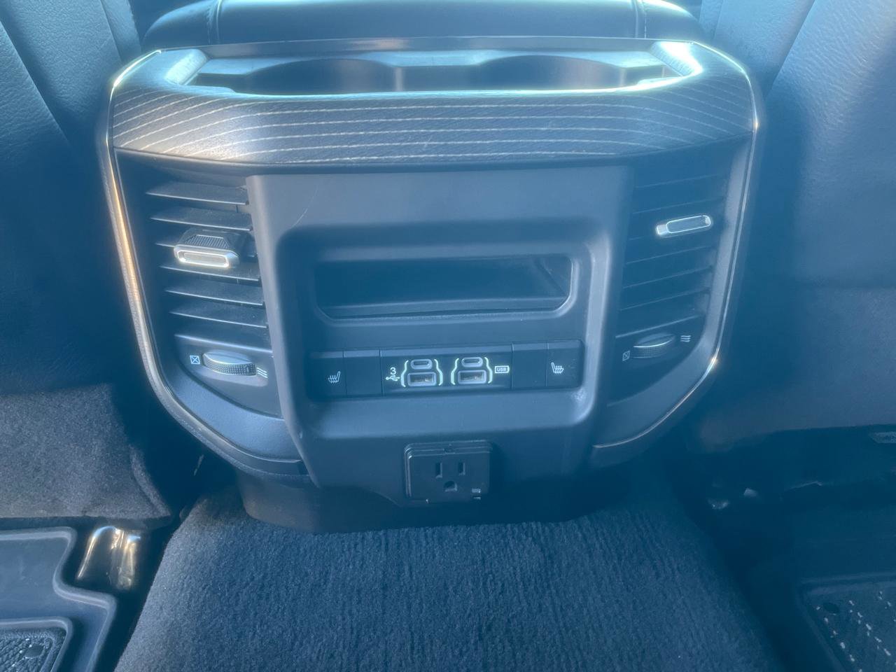 Used 2020 RAM 2500 Limited image 20