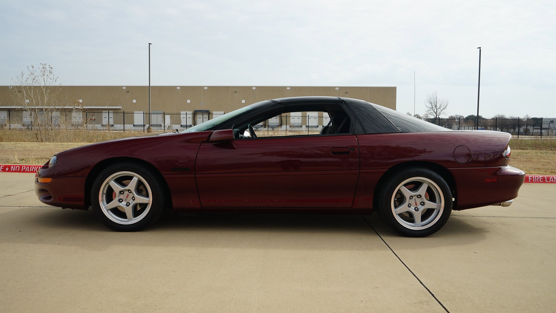 Used 2000 Chevrolet Camaro Z28 w/ Preferred Equipment Group 2 image 6