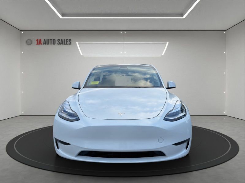 Used 2023 Tesla Model Y Long Range AWD/4WD image 8