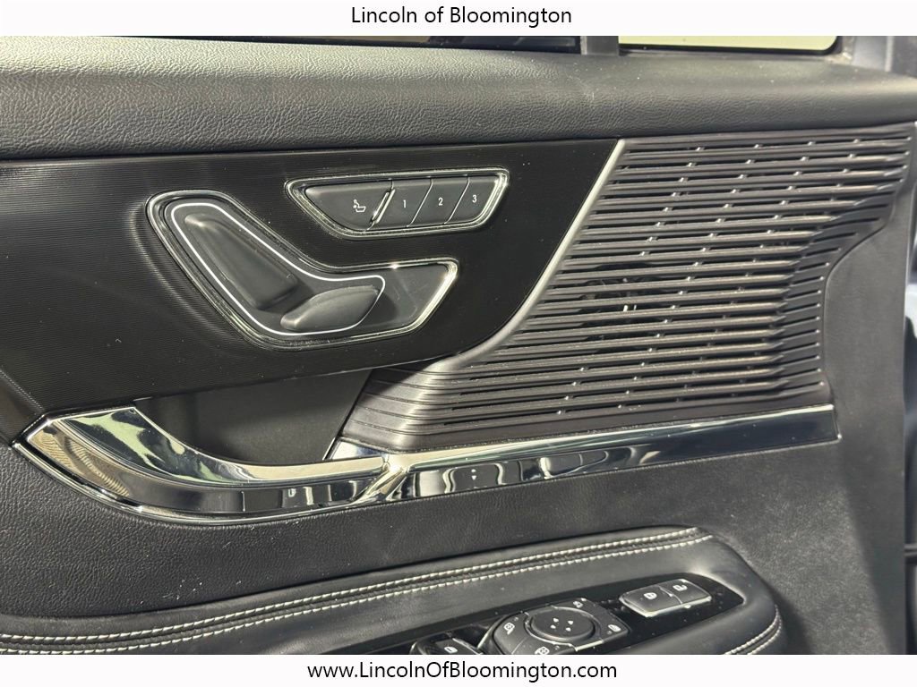 Certified 2022 Lincoln Corsair AWD w/ Premium Package image 19