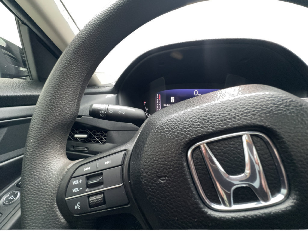 Used 2025 Honda Accord SE image 43
